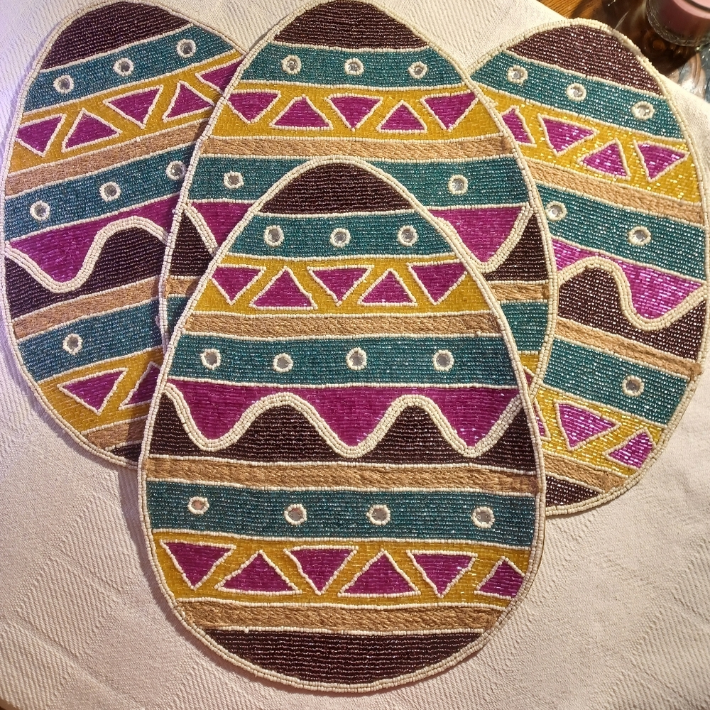 Four Brand New Easter table mats.